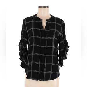 Vince Camuto 3/4 ruffle sleeve blouse XS, new with tags